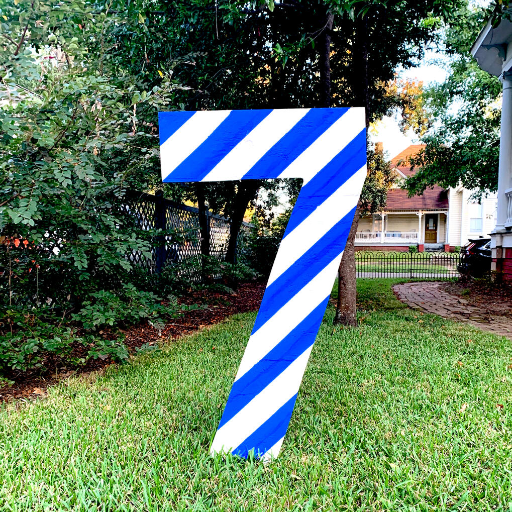 Seven - Blue &amp; White